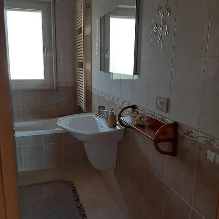 Grace Luxury Apartment